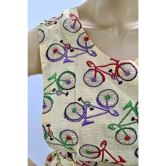 Long Bib Apron Bicycles on Yellow seersucker fabric Wrap style Pinafore M L - Picture 3 of 9